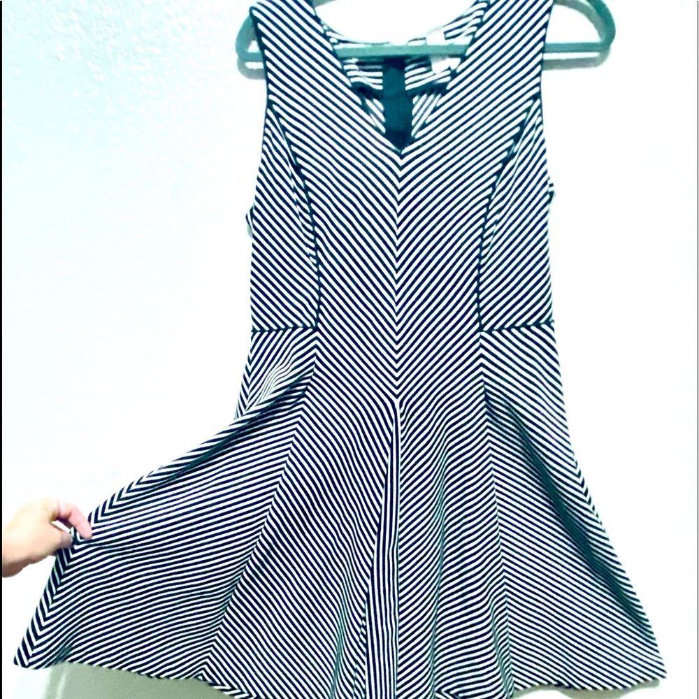 Sleeveless BR dress, heavyweight rayon blend